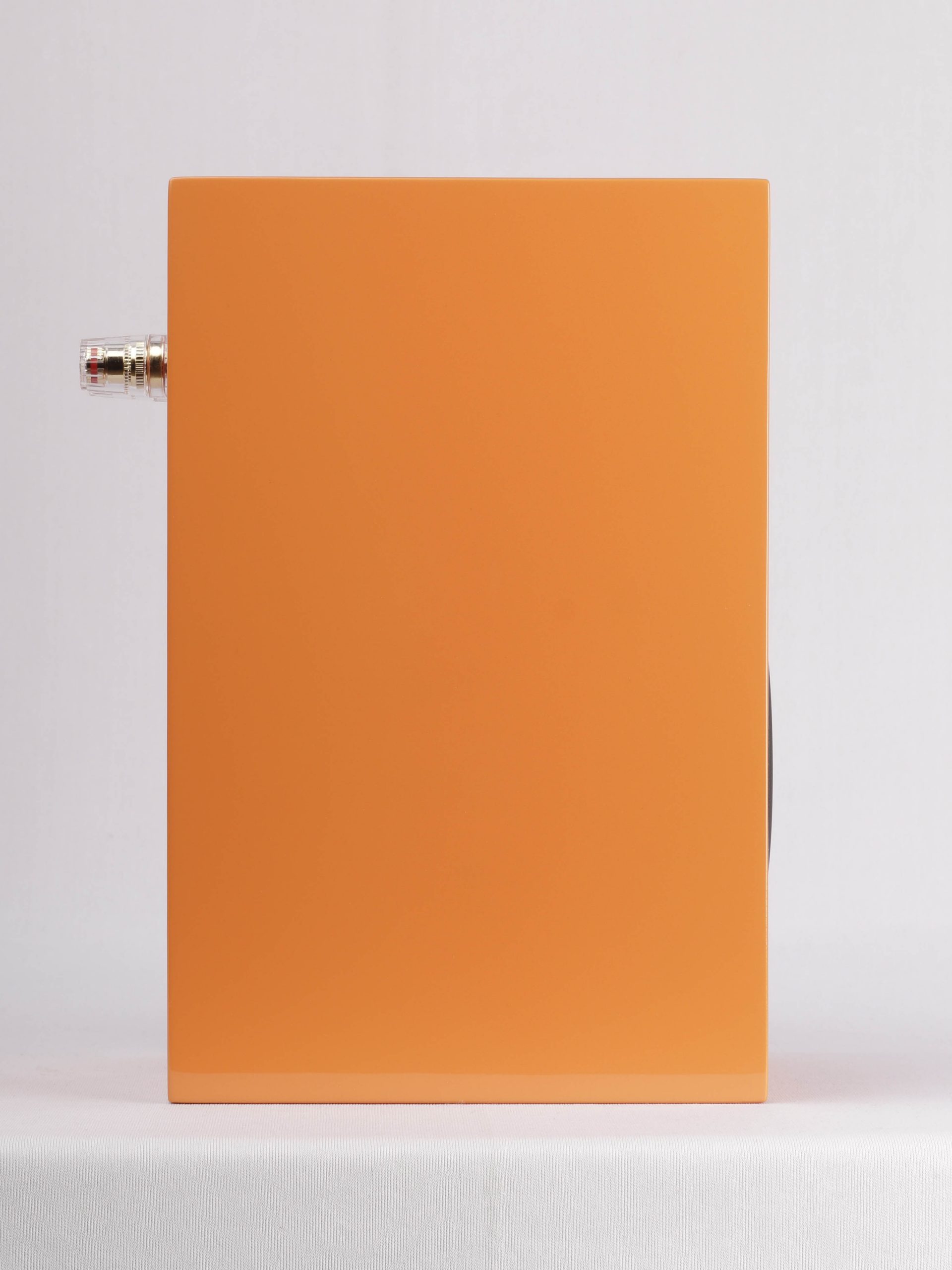 Micro-C Cabinet Photo side